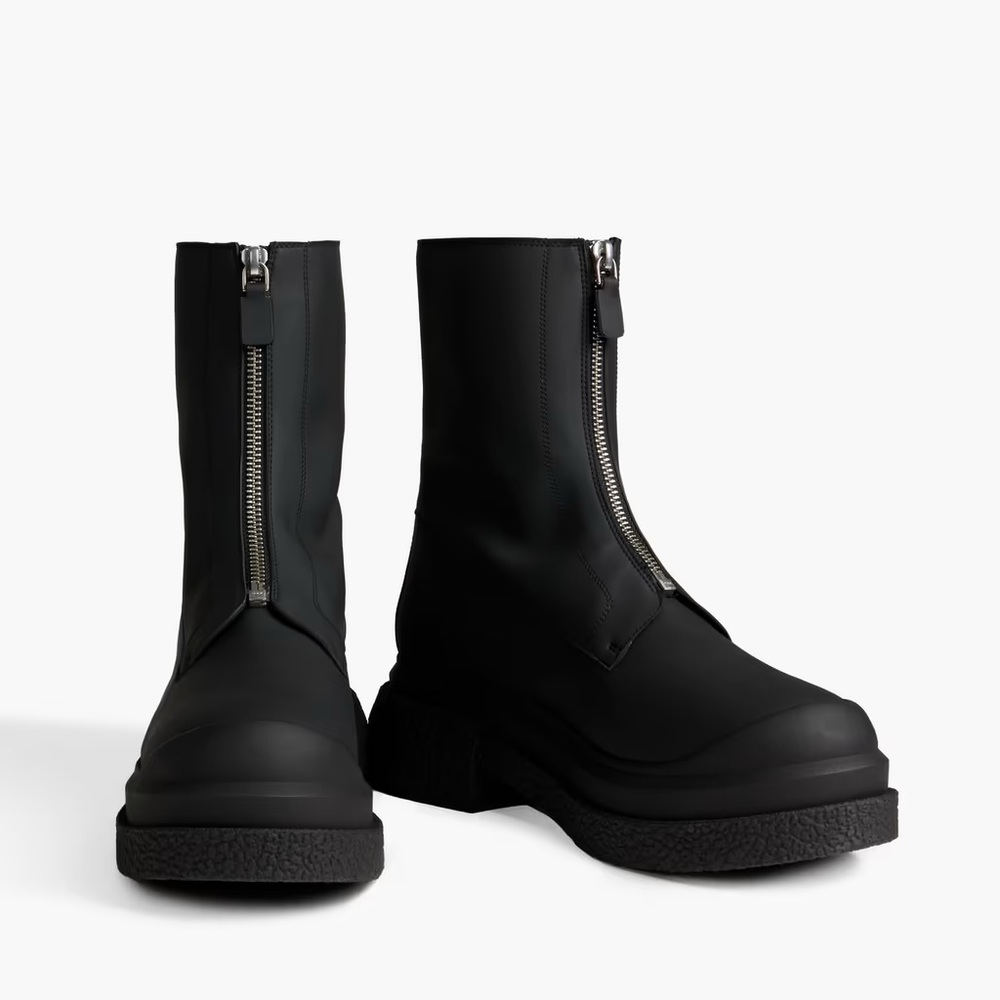 Stuart Weitzman Women's Charli Zip Sport Leather Boots in black size 9